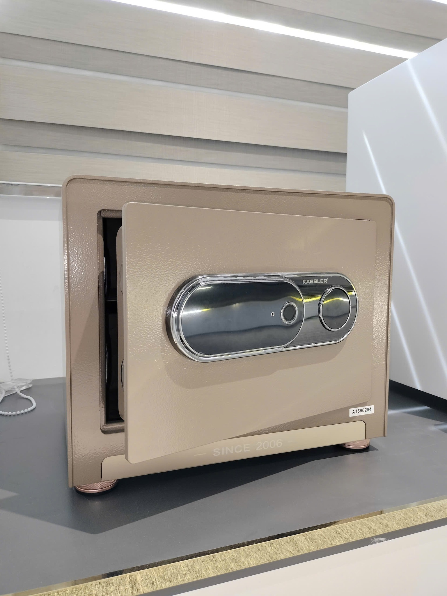 Ảnh thật két thông minh mini KL-30S2II